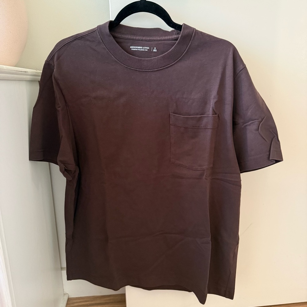 Abercrombie Men's Pocket Tee